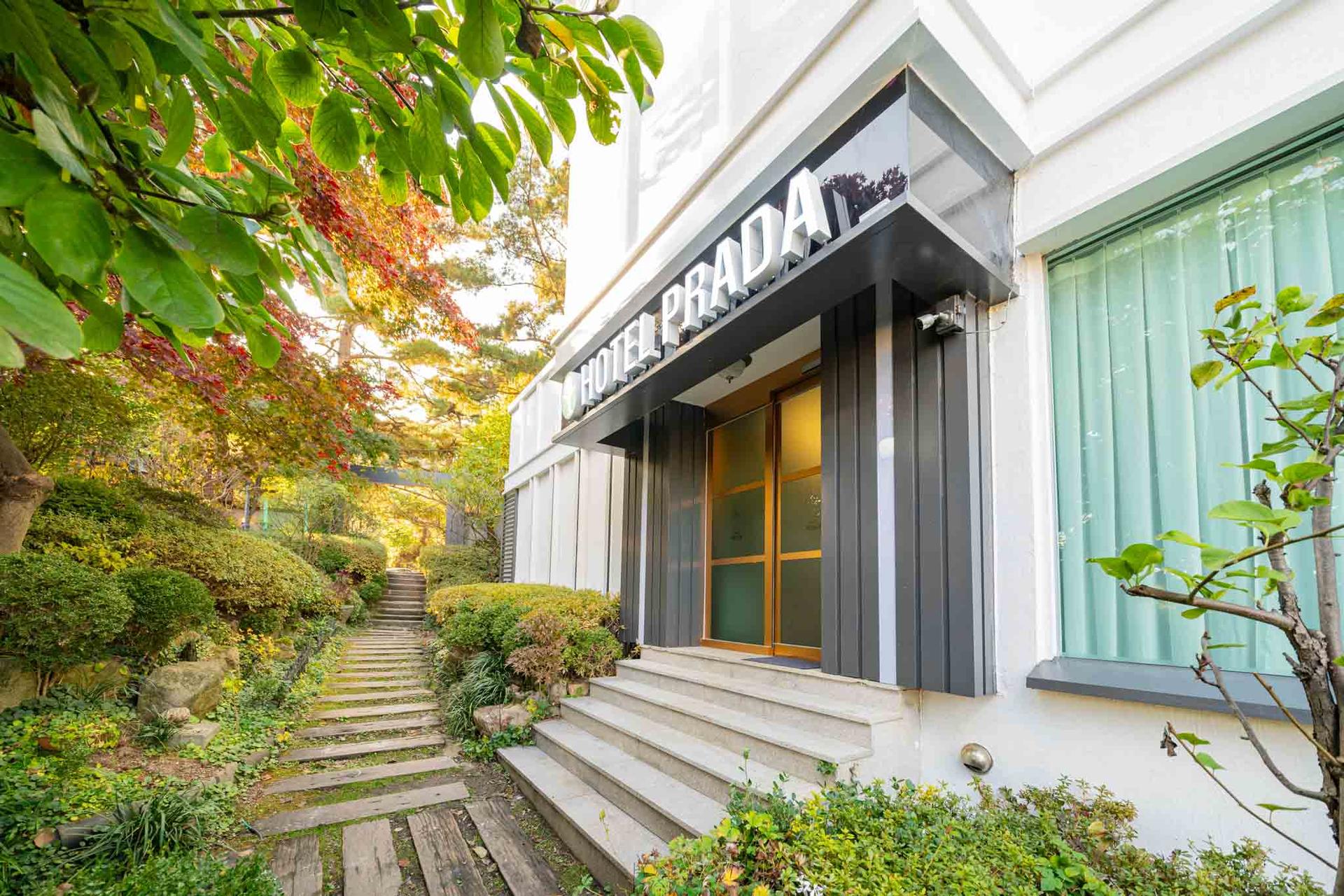 Seongbuk (Jeongneung Station) Prada Hotel-7