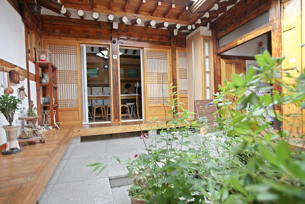 Seochon Nuhadang Hanok Stay-6