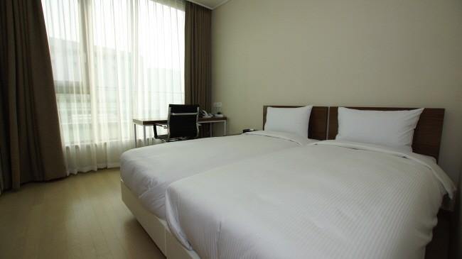 Cplus Residence-4