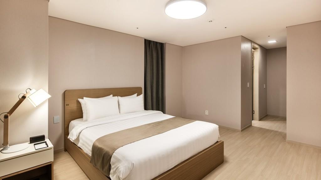 Golden Tulip Incheon Airport-22