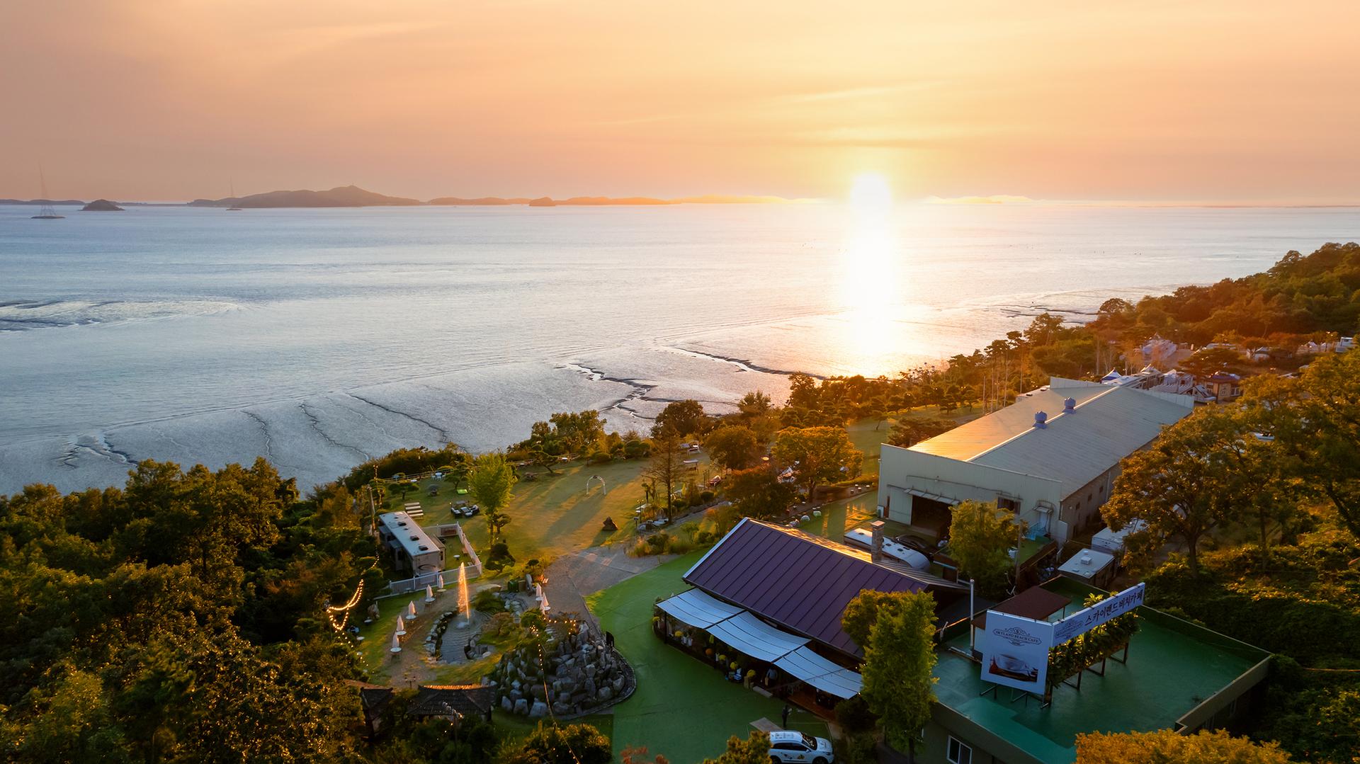 Ganghwado Skyland Caravan Resort