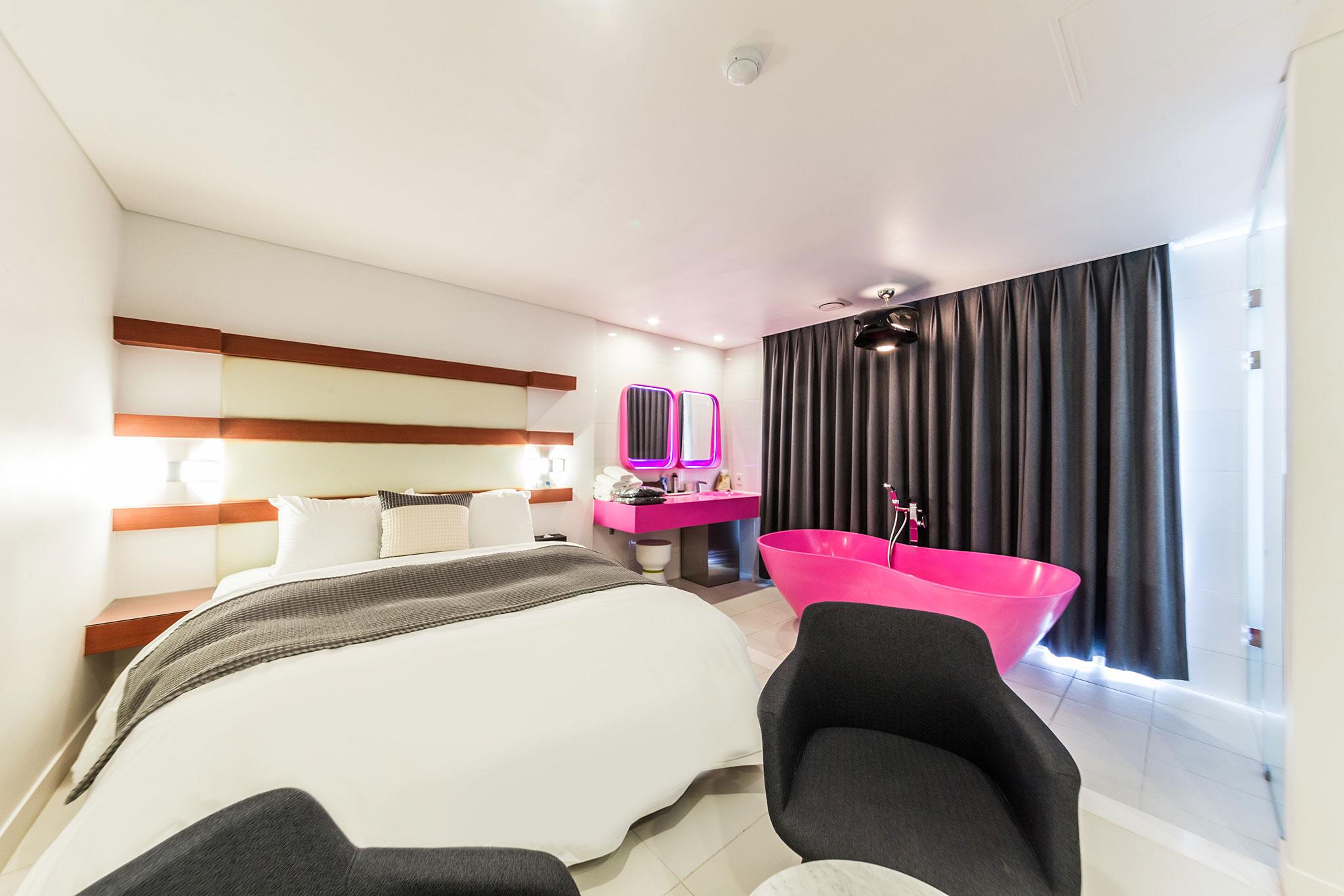 Hapjeong Circle Hotel