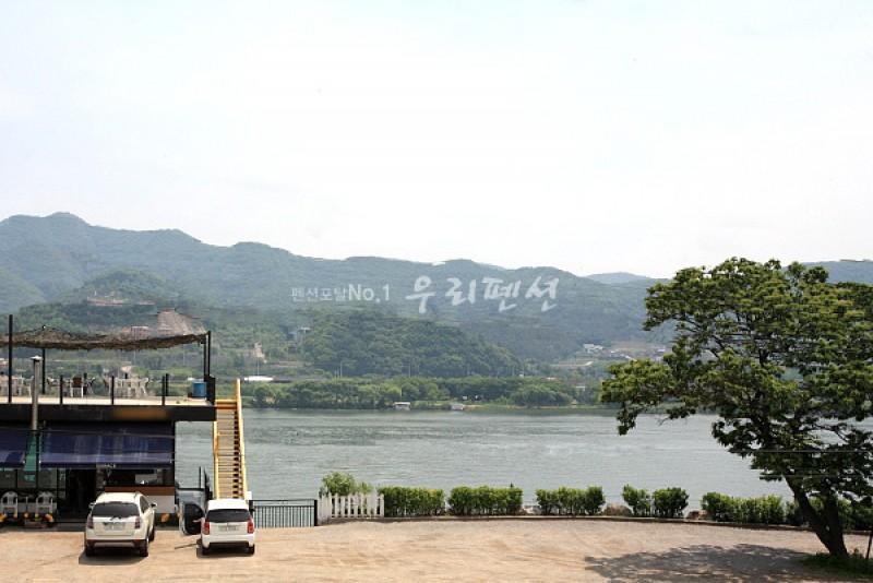 Namyangju River Hill Village Pension-9
