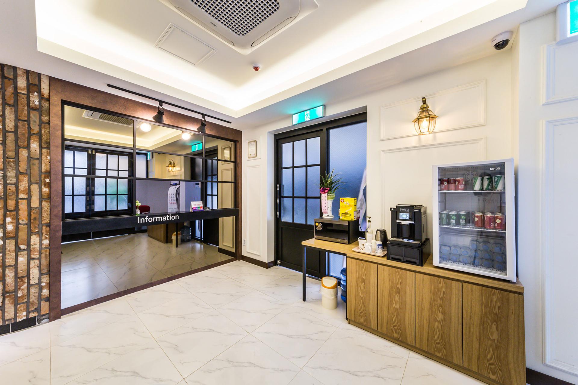 Wolgot Hotel RG-4