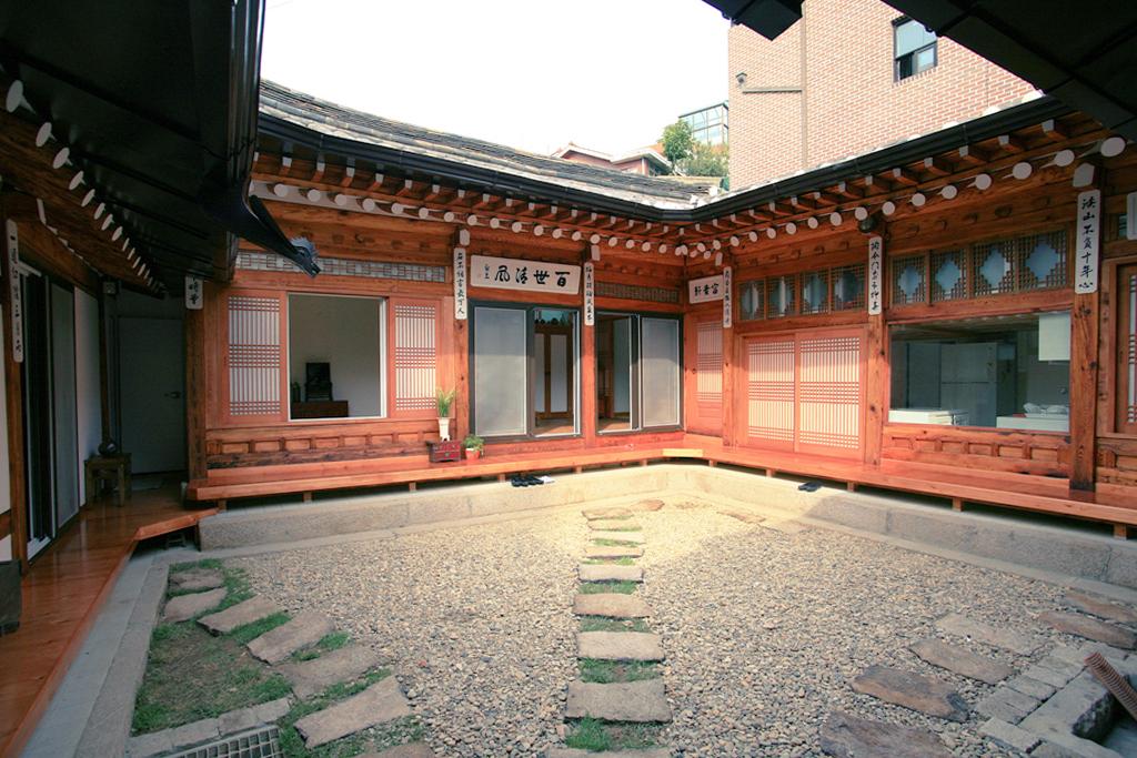 Jongno Eugene Hanok Stay