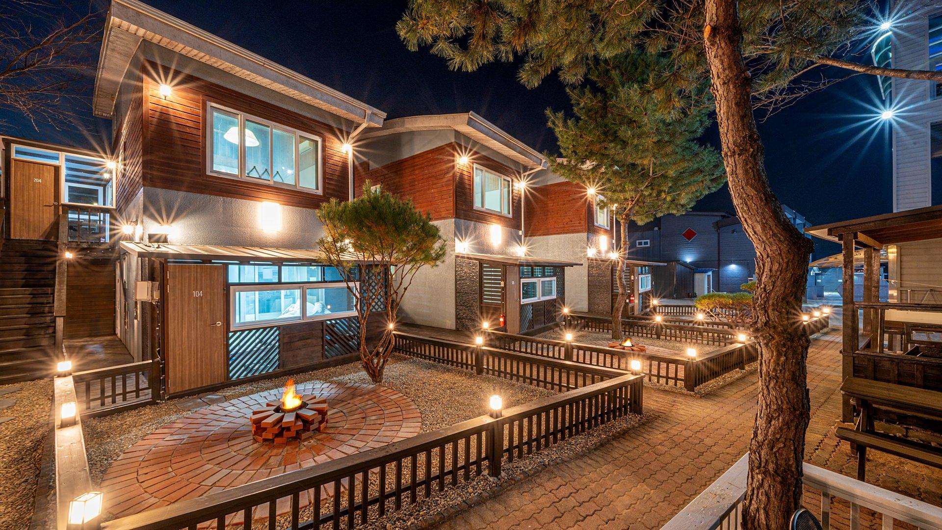 Gyeongju Somma Dog Pool Villa