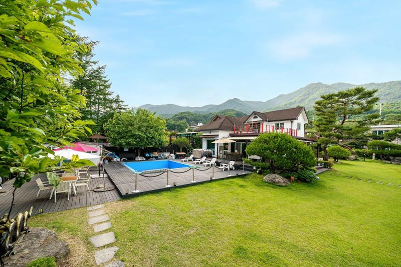 Namyangju Rania Pool Villa Pension-31