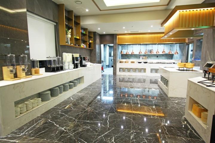 Layers Hotel Busan Hadan-13