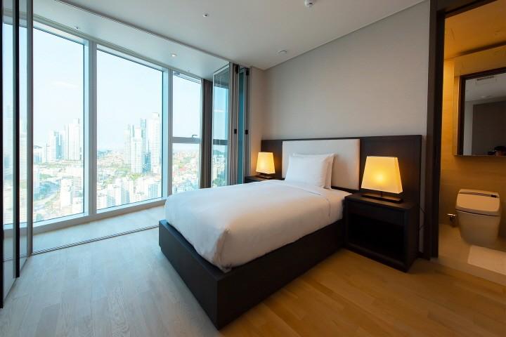 L City Residence-12