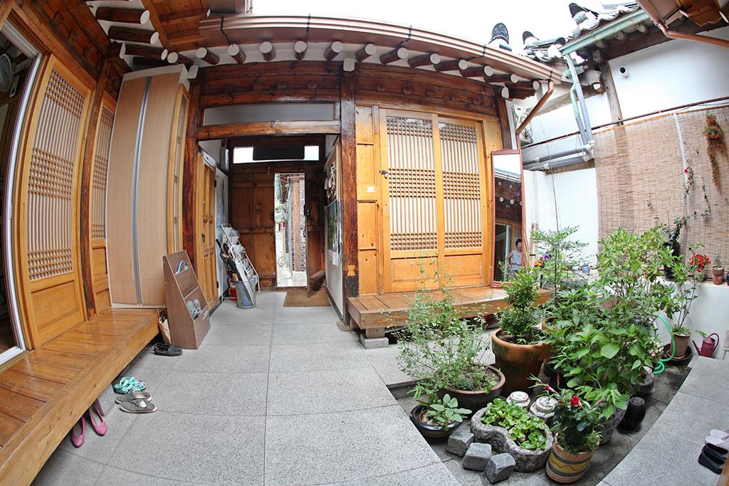 Seochon Nuhadang Hanok Stay-3