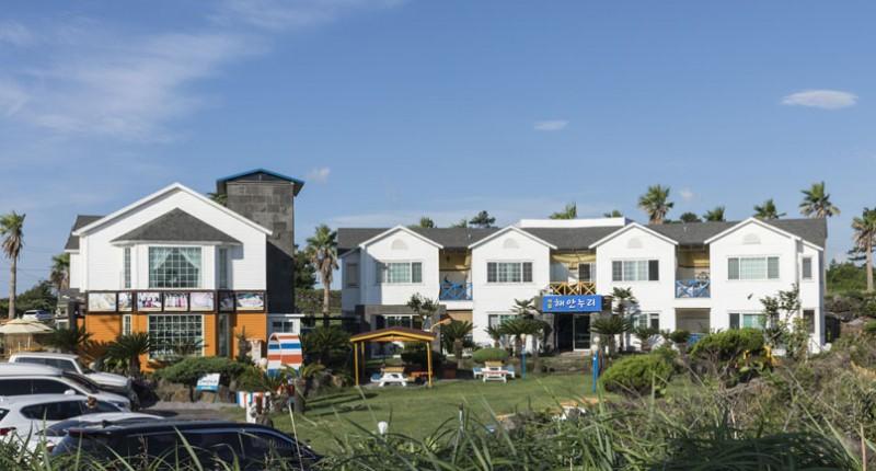 Jeju Aewol Haean Nuri Pension