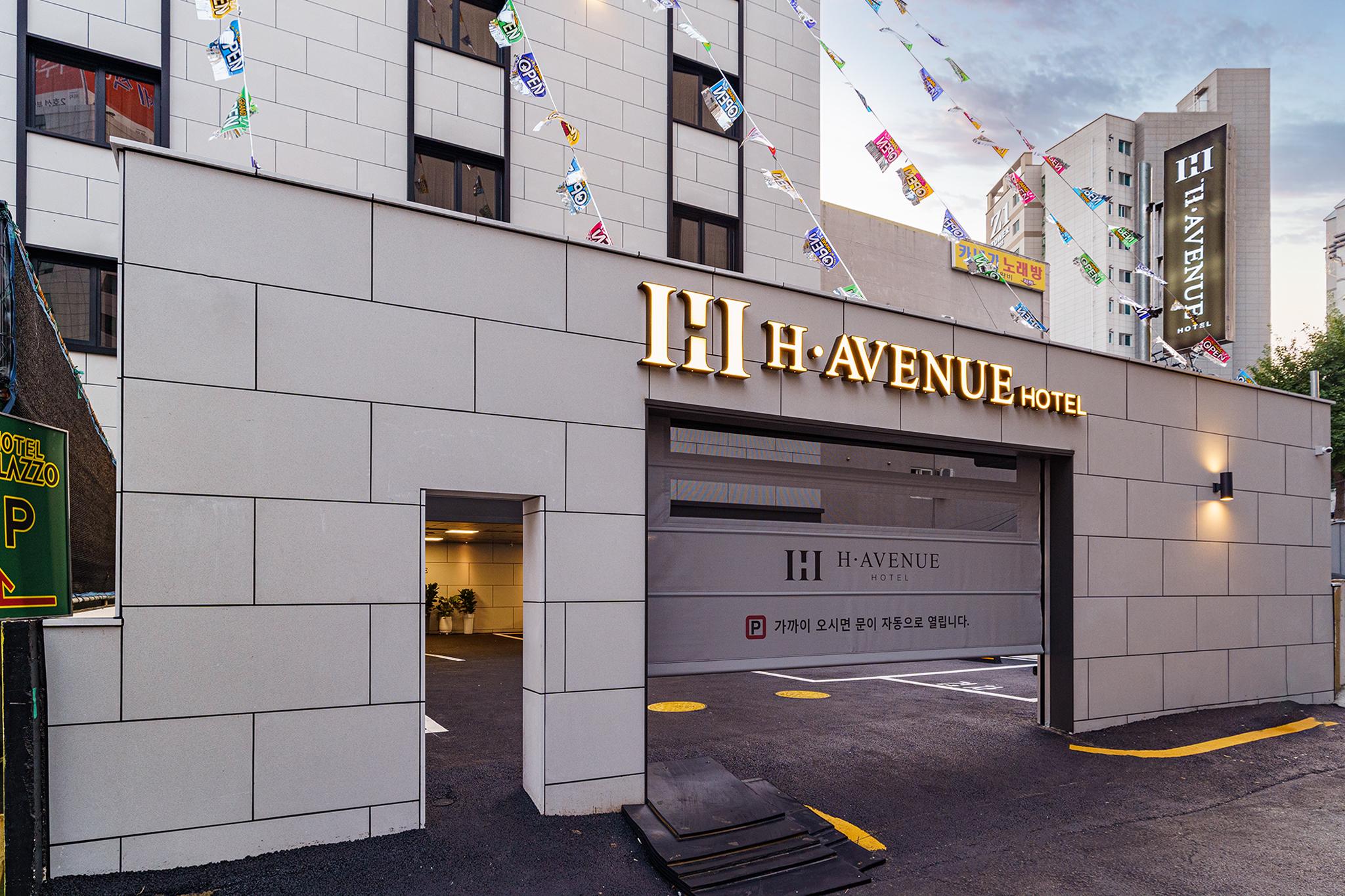 Busan Minam Station H Avenue-17