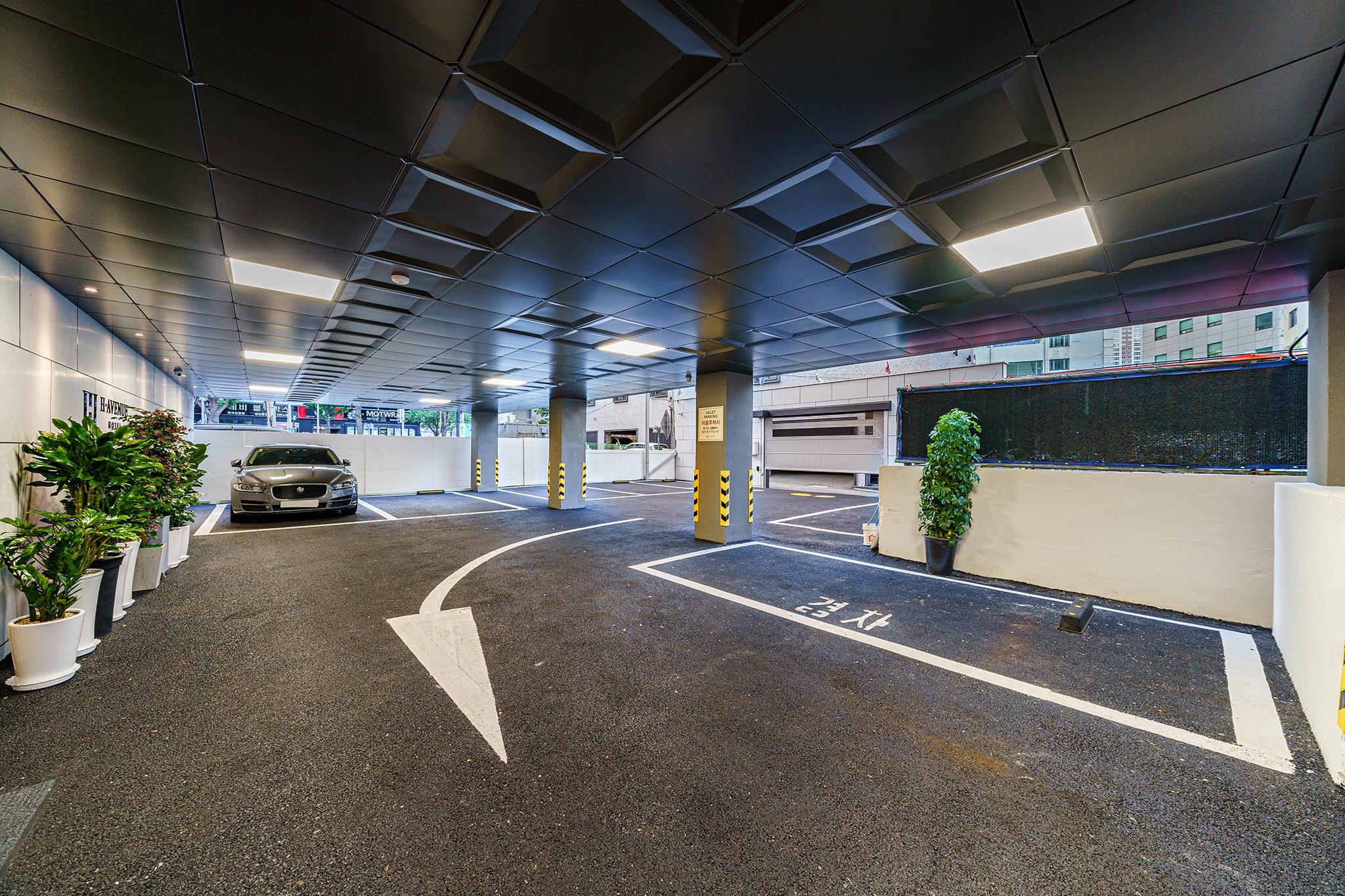 Busan Minam Station H Avenue-32