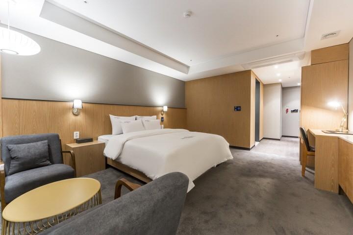 Gwangju Hound Hotel Chungjang Branch (formerly Gwangju Washington Hotel)