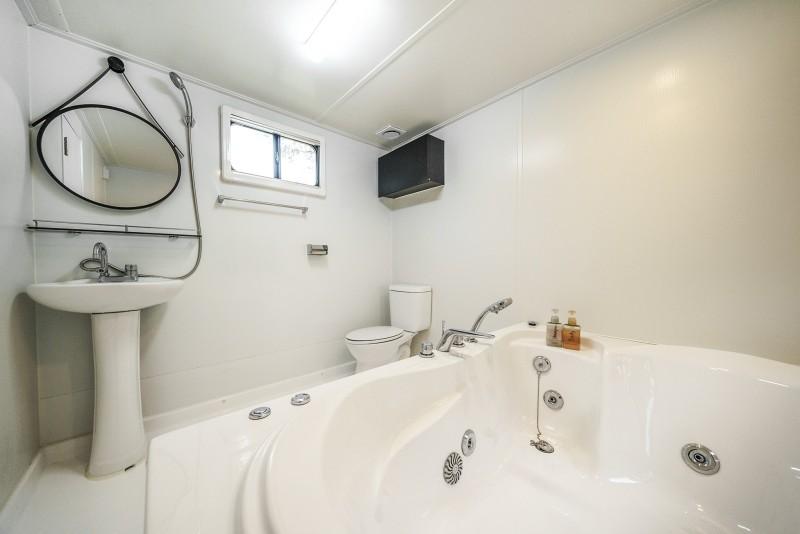 Pocheon Pine Tree Glamping Poolvilla-15