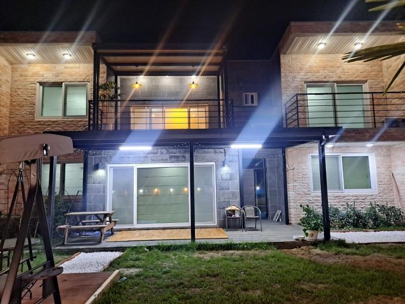 Geoje Island Cherry Pension