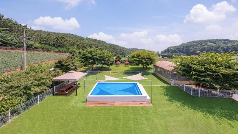 Taean (Anmyeondo) Haetulnal Pension