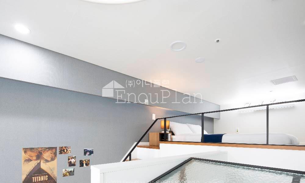 Studio 202 Hotel-4