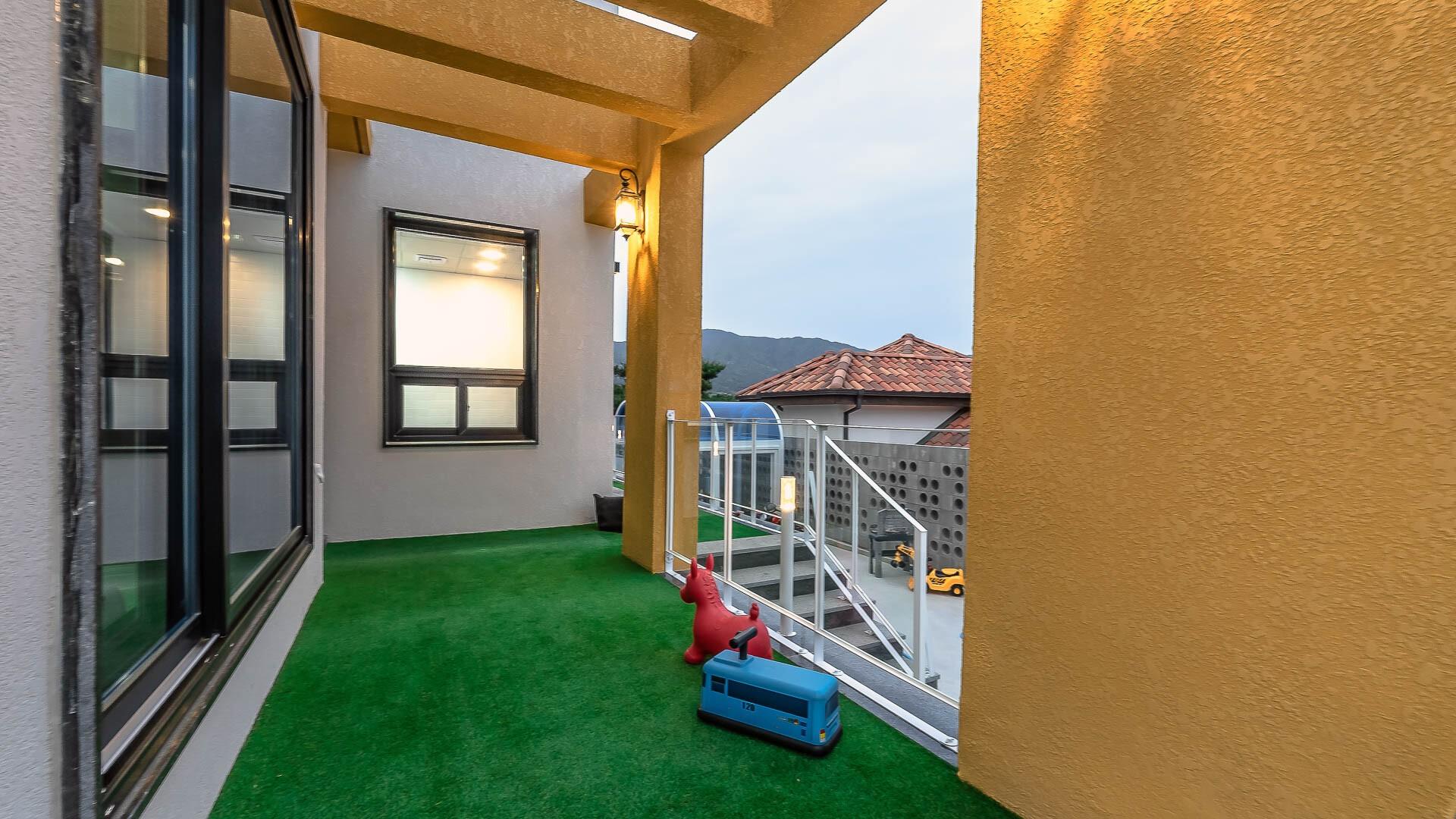 Cookie & Ice cream Kids Pool Villa-17