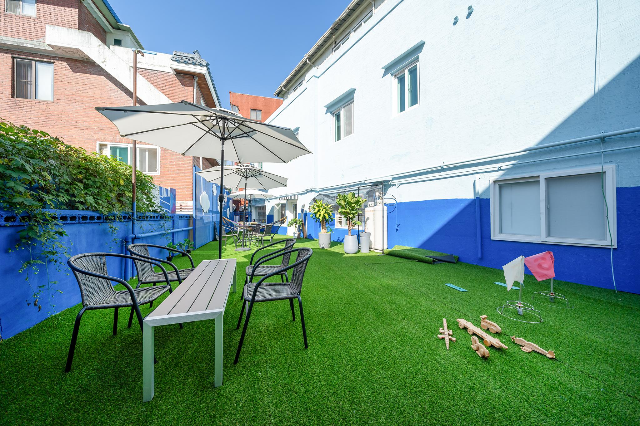 Uijeongbu Hotel With-16