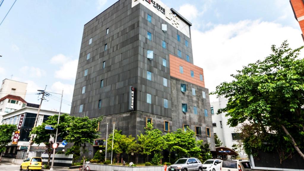 Bago Hotel-14