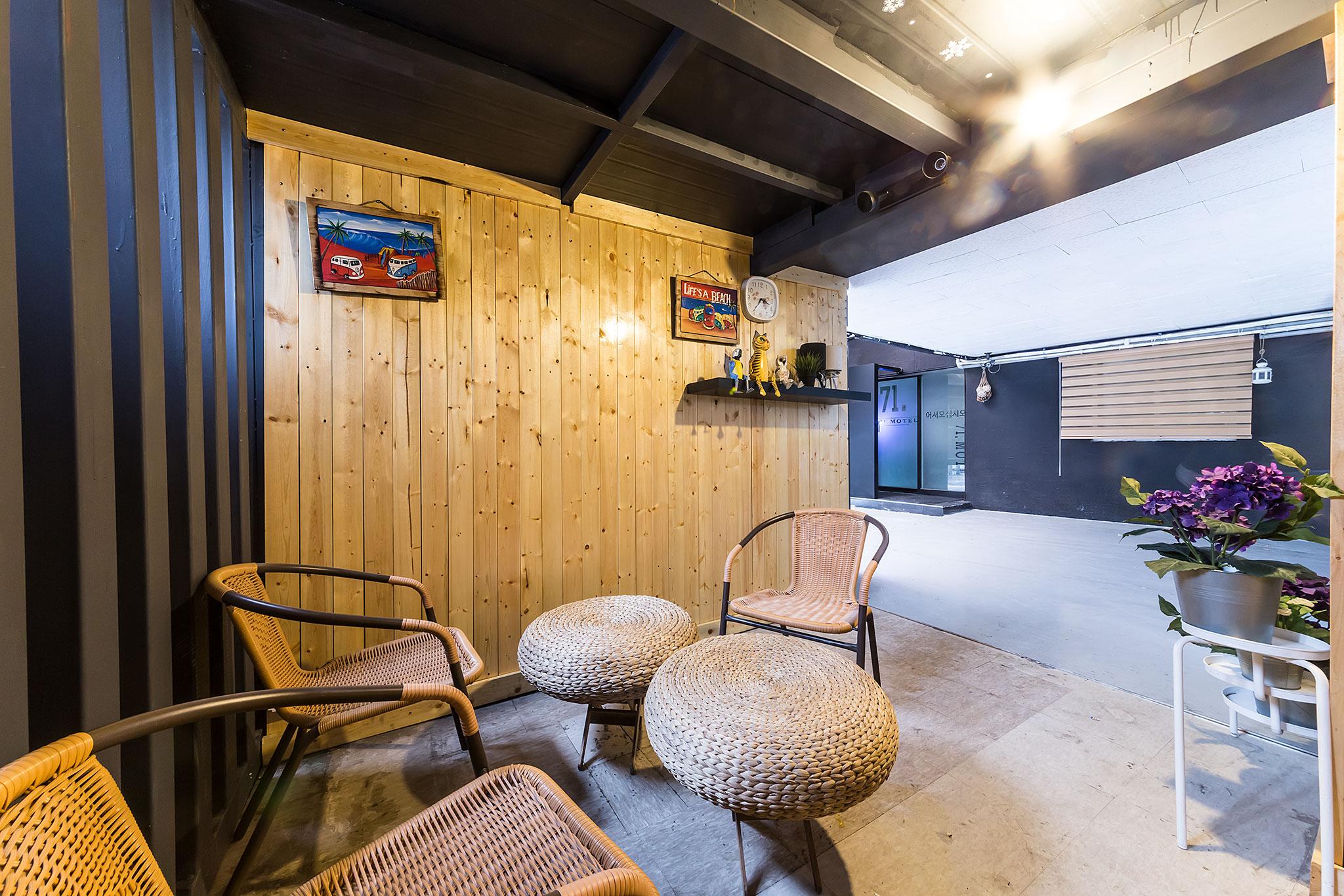 Suwon Station 71st-8