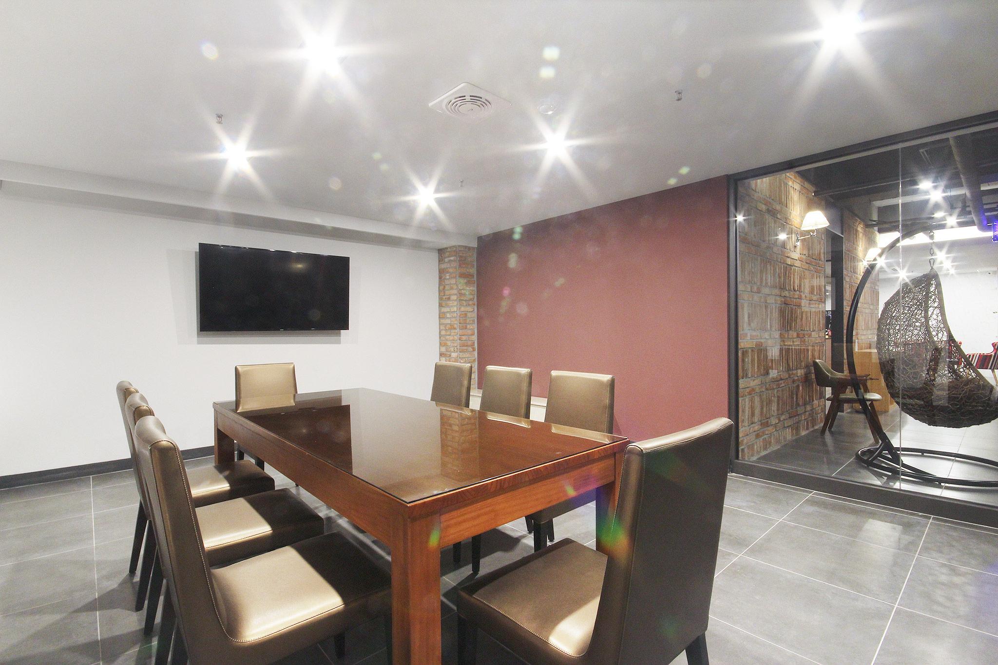 Busan Seomyeon Brown Dot 1-31