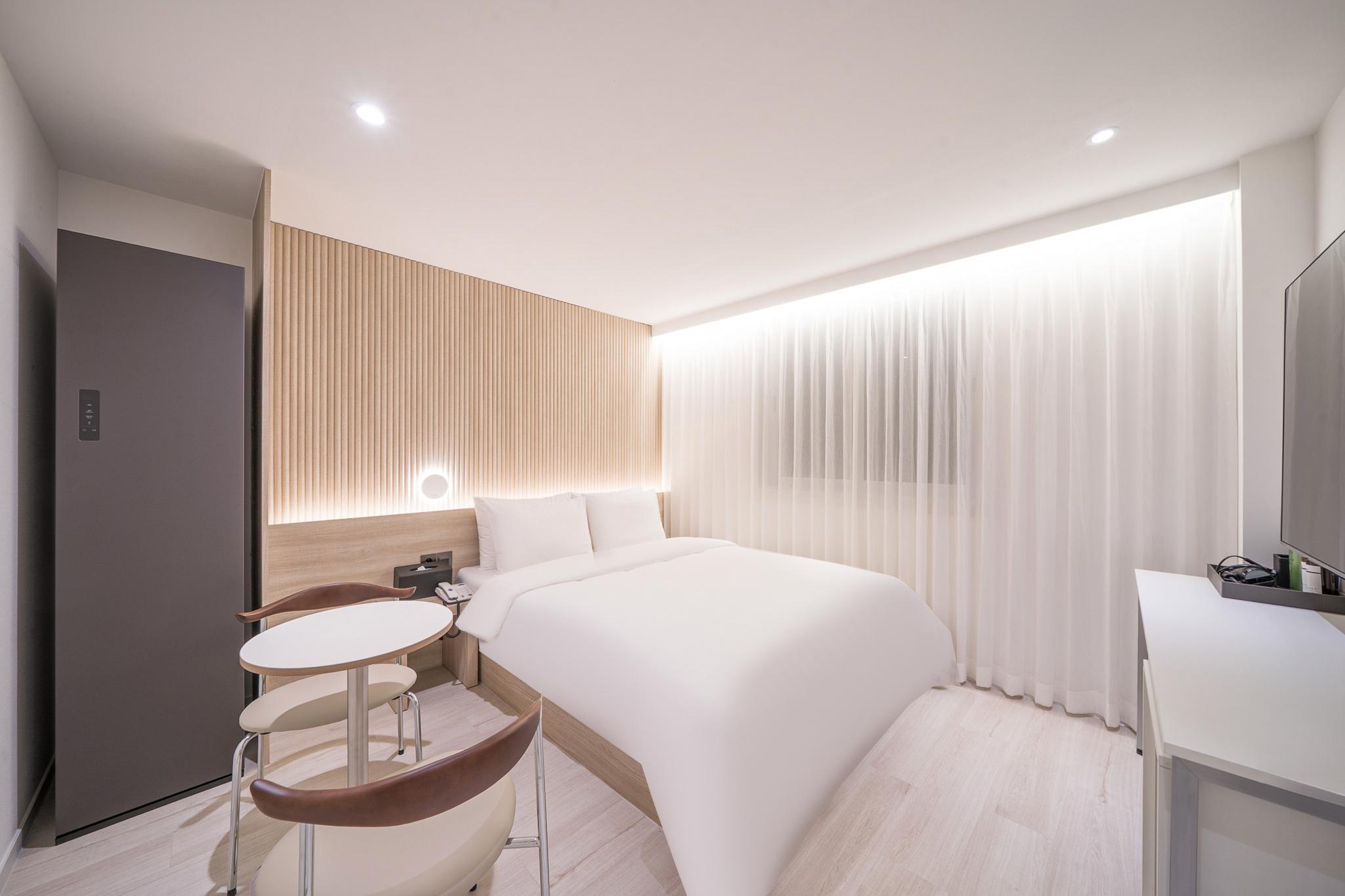 Gyeongsan Jinliyang Glam Hotel (GLAM)