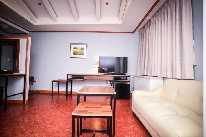 Nowon Noblesse Tourist Hotel-14