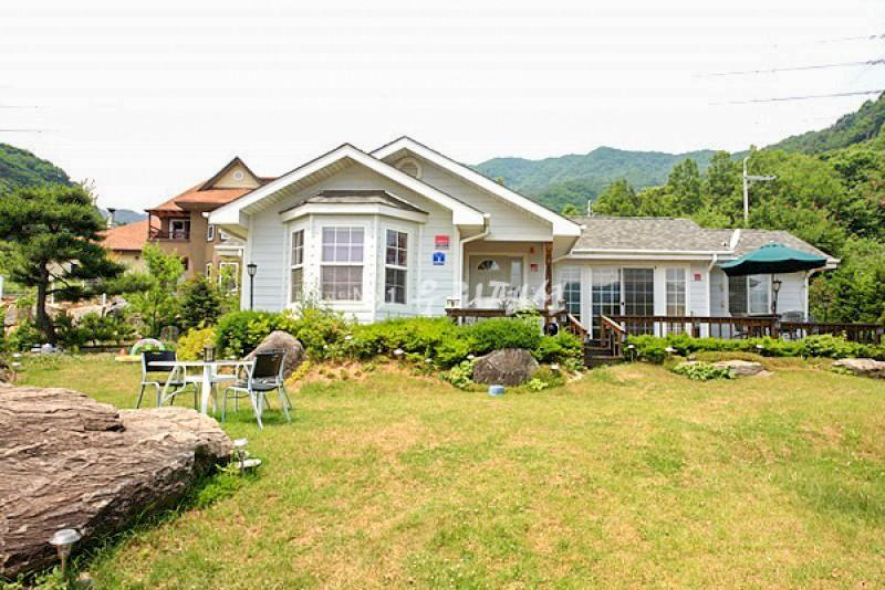 Namyangju River Hill Village Pension-12