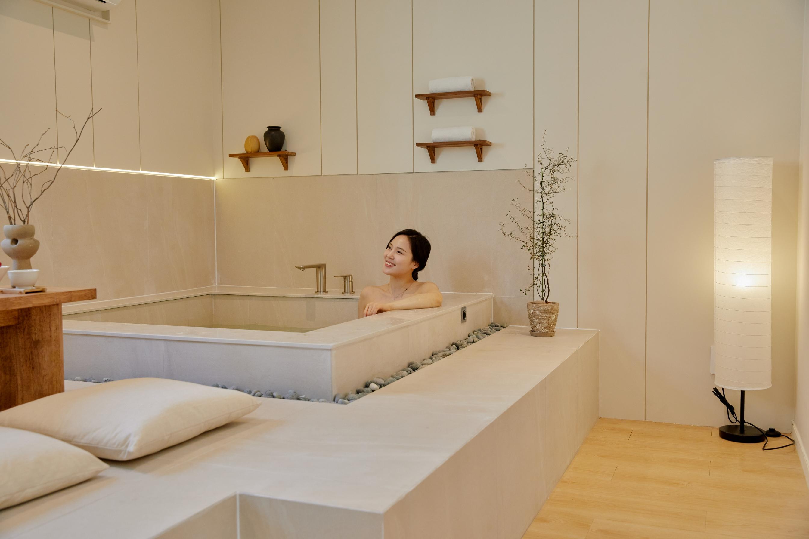 Cheongju Uam Aank Hotel 2nd Branch