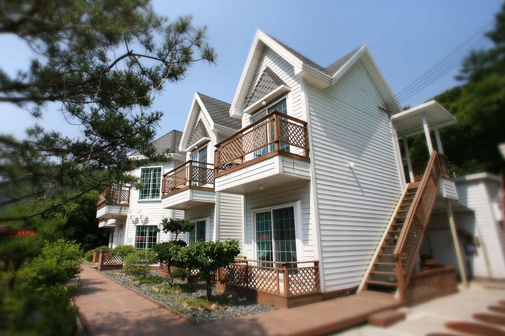 Pocheon Suite