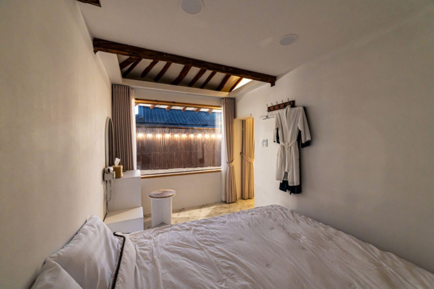 Gyeongju Alcheon Stay Hanok Private House