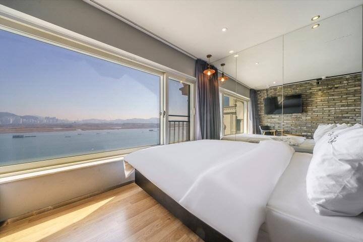 Myeongji Gangseo Oceanview JK Hotel