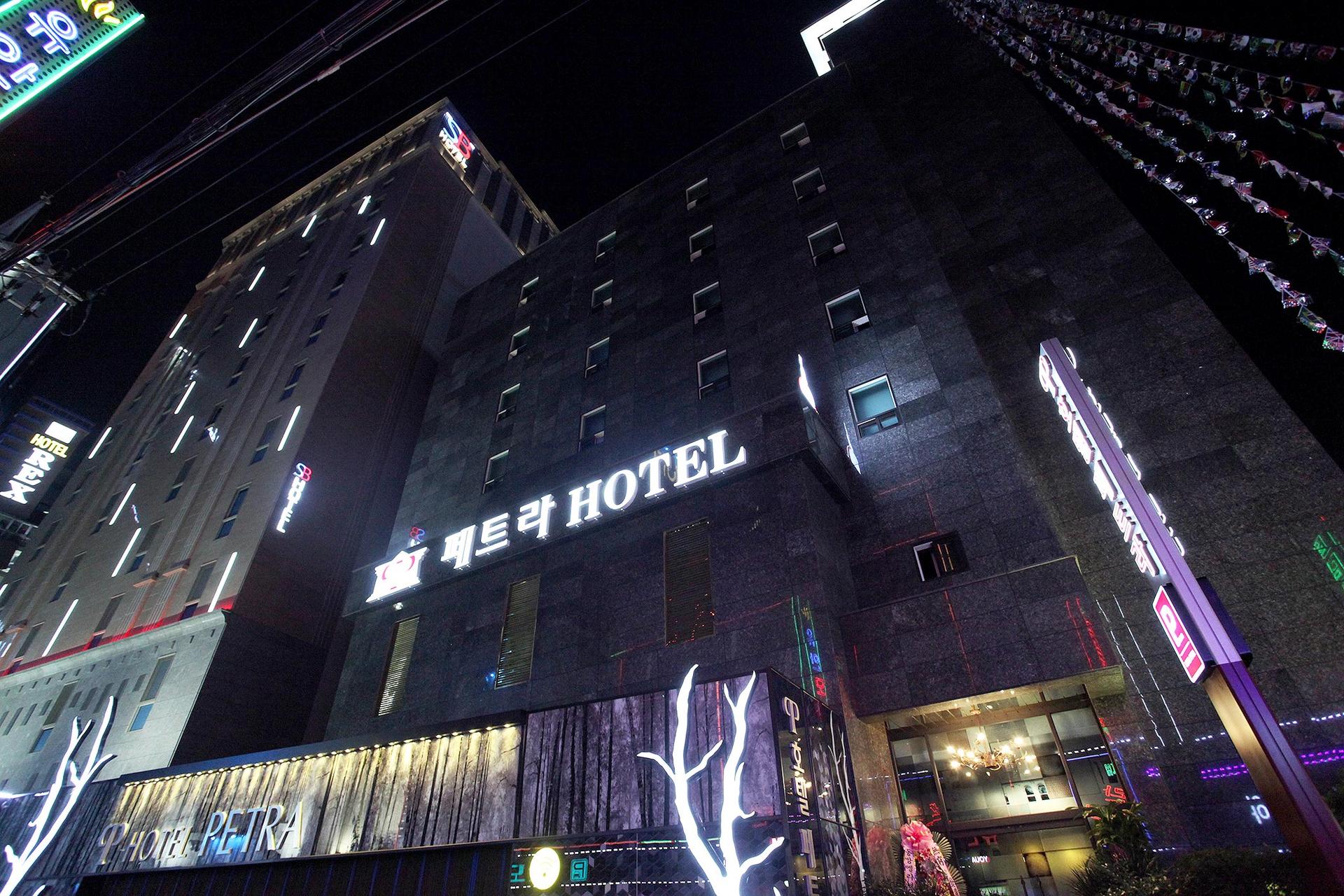 Yeongdeungpo Petra-35