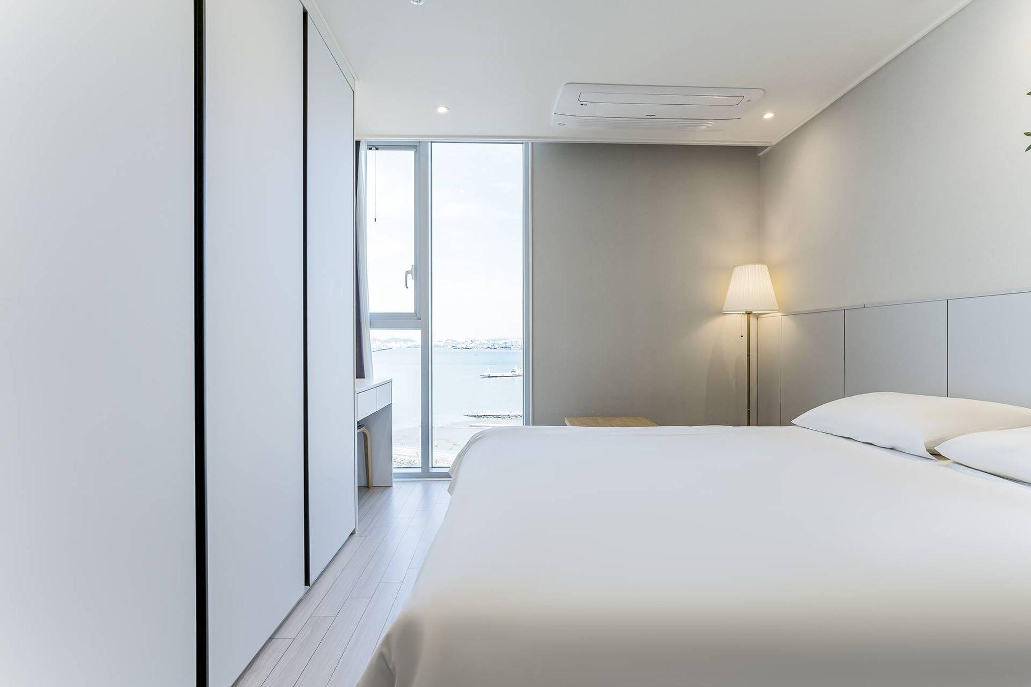 International Ocean Park Nine