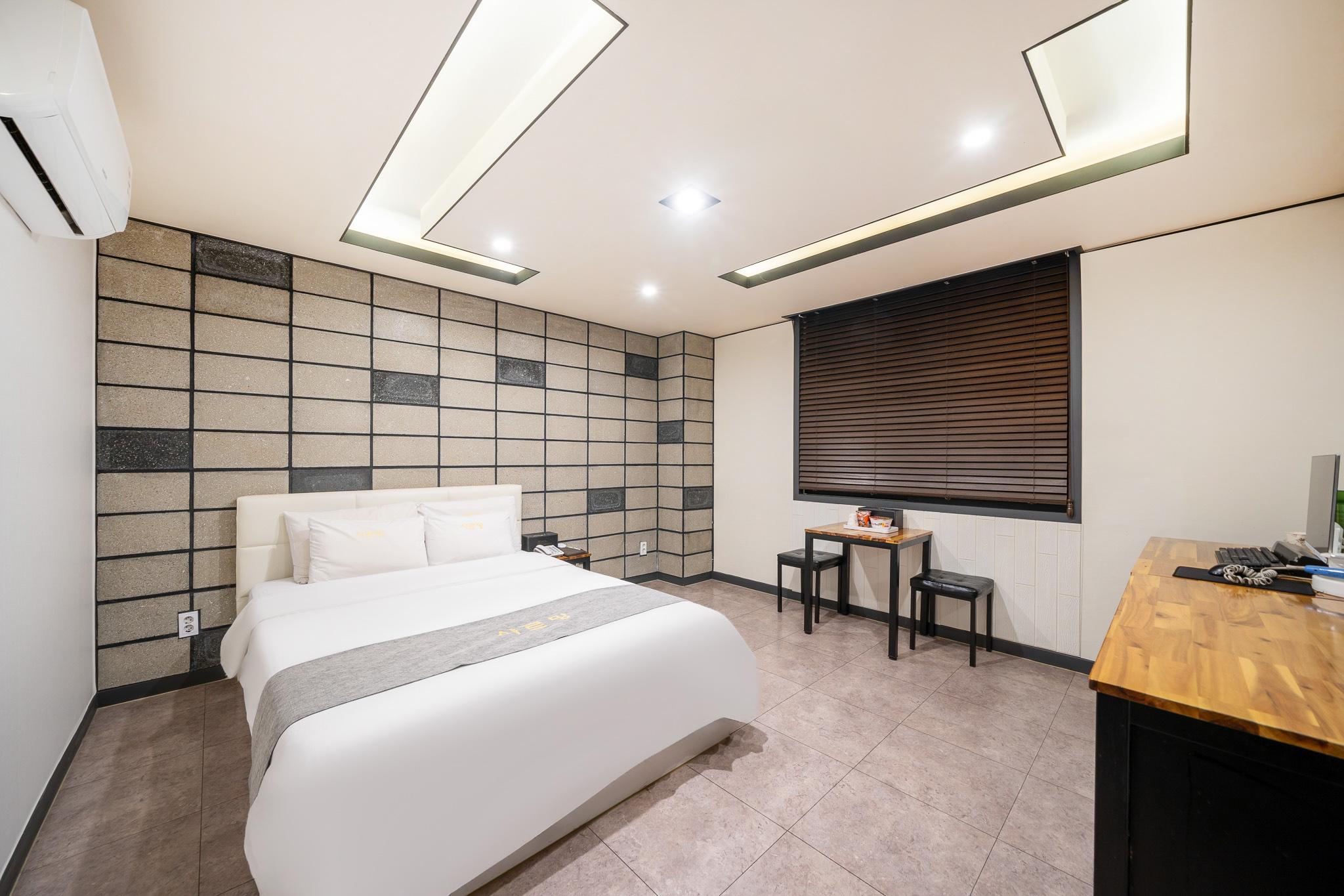 Gwangju Chungjangno Hotel Charmant