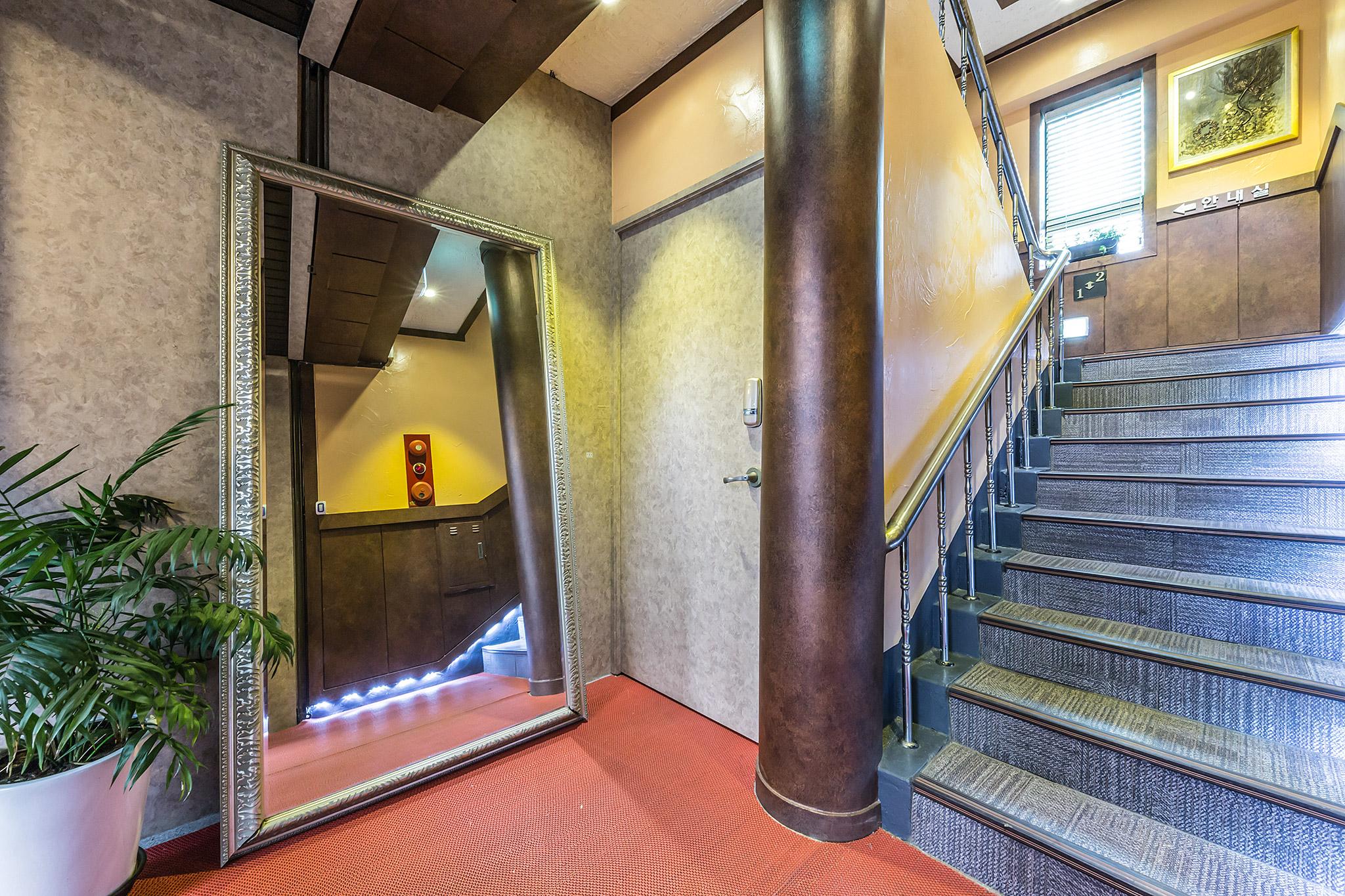 Goyang (Jugyo) Zeus-6