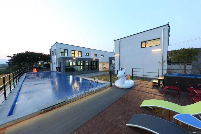 Pohang Plan 128 Pool Villa Pension