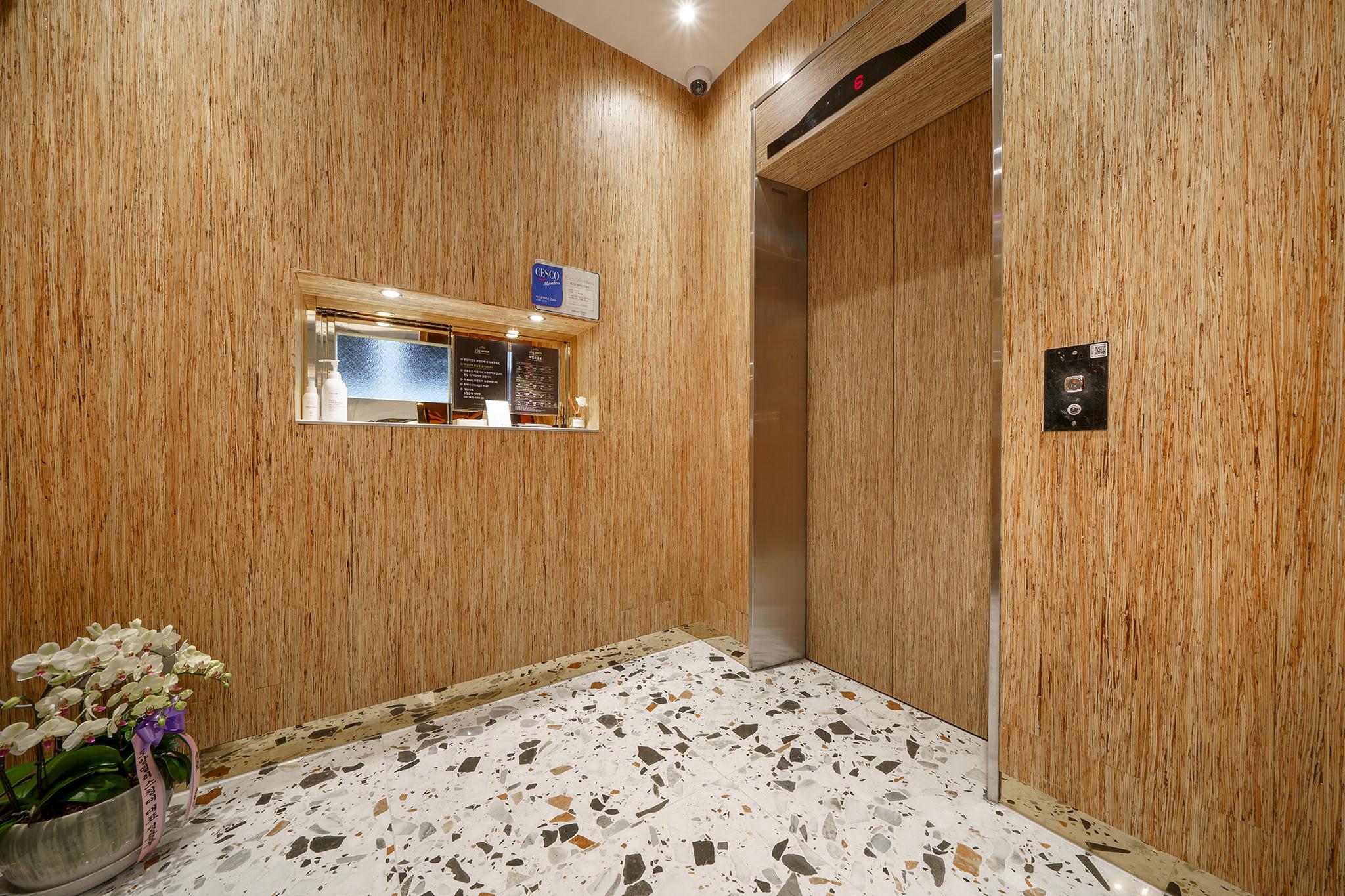 Busan Yangjeong Stay Avenue Hotel-8
