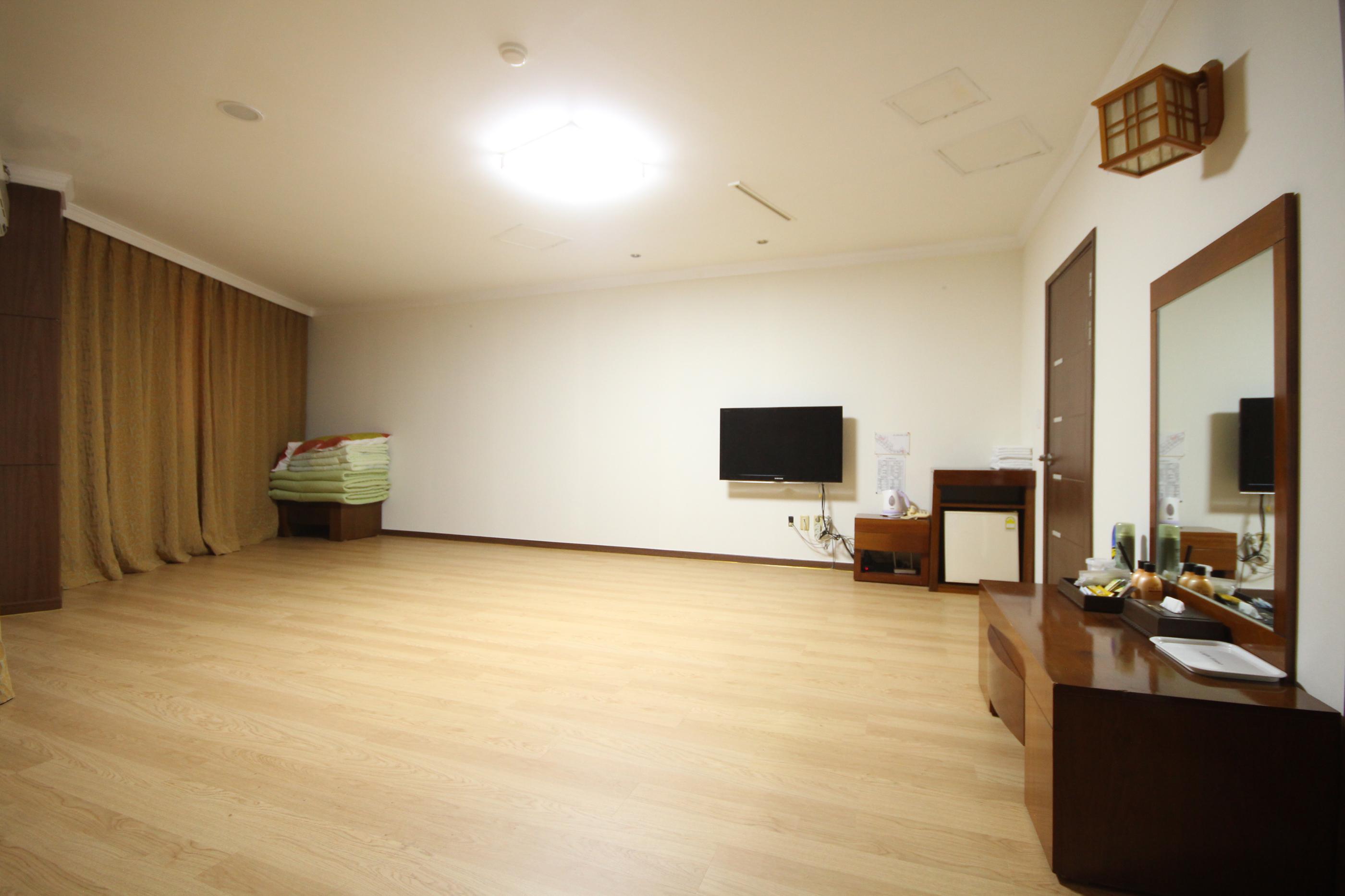 Geojedo Light House Hotel