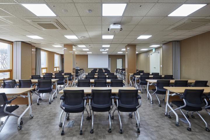 Yeoncheon Baekhak Jayuro Resort-34