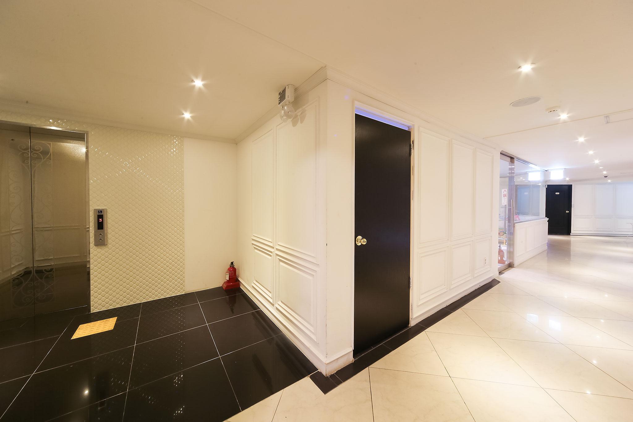 Busan Yeongju-dong Hillside Hotel-12