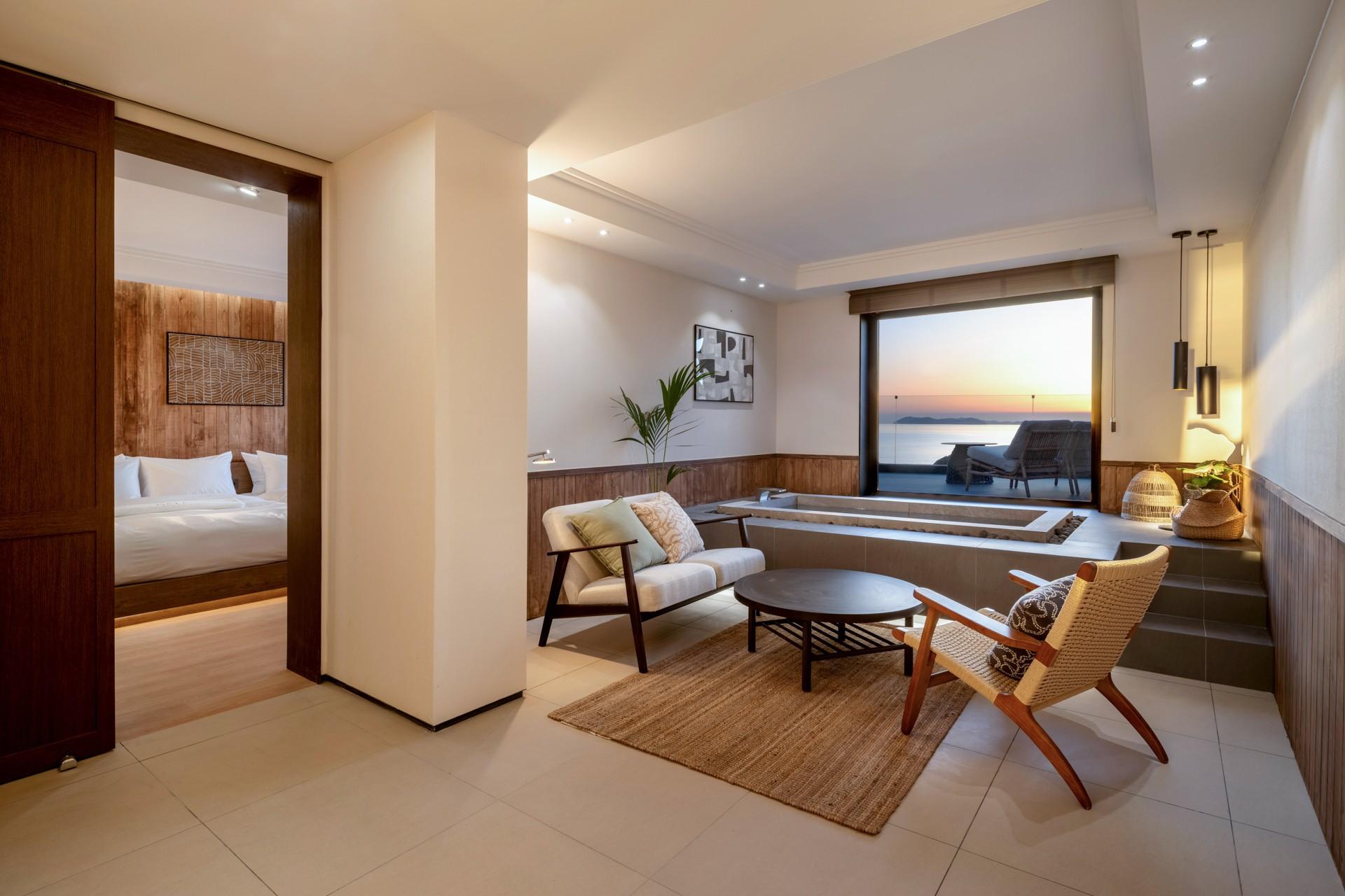 Garden Corner Suite
