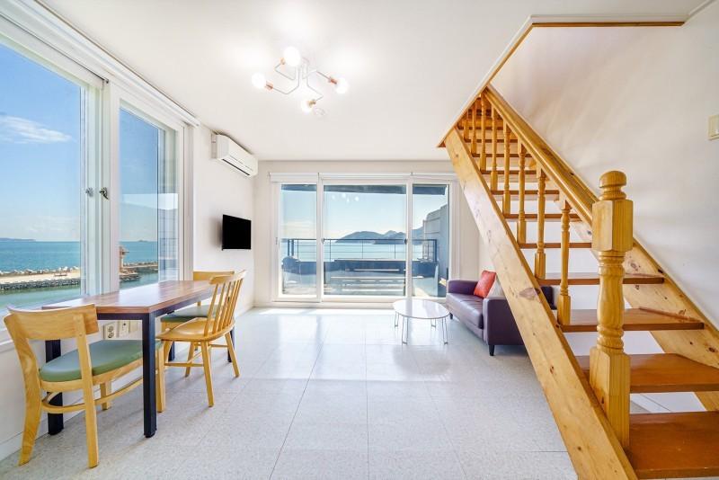 Geoje Island The Climb Spa Pension