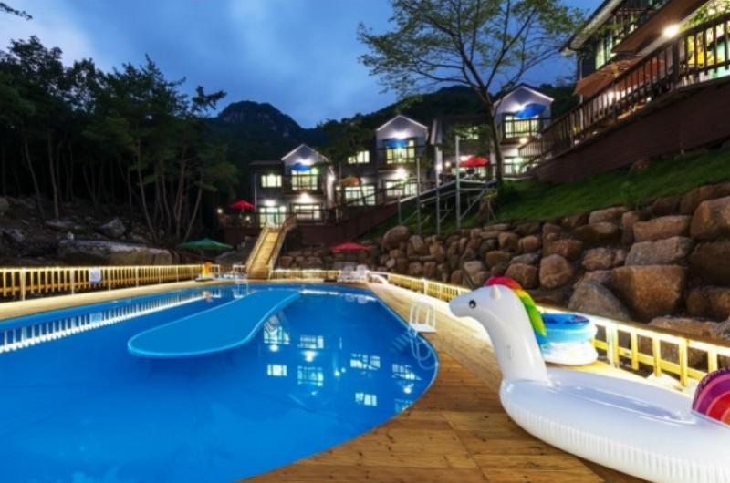 Jecheon the Pine Hill Pension