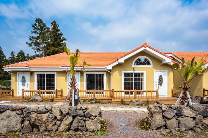 Gyul Jung Ok Pension-2