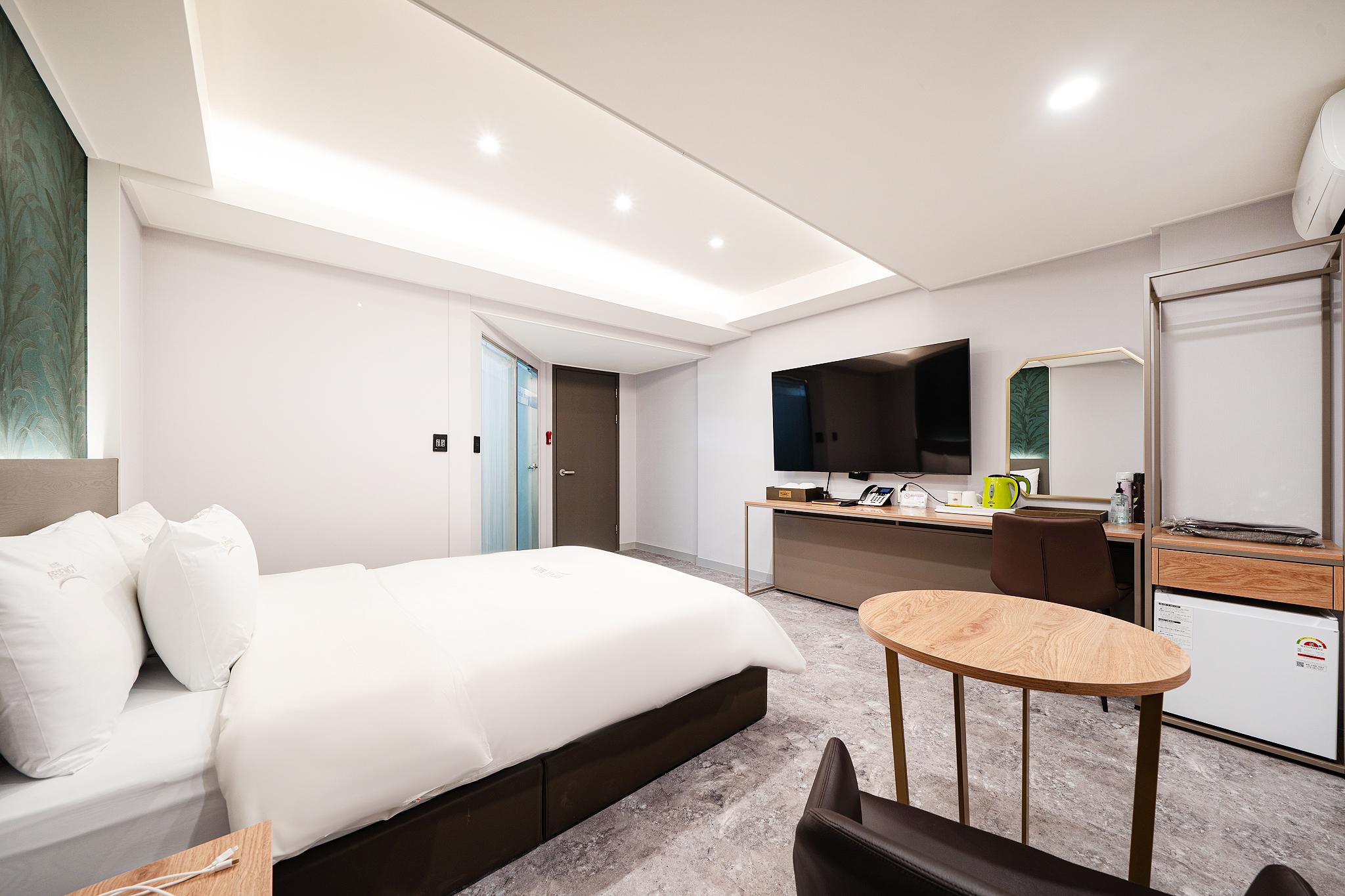 Bundang (Seohyun) Hotel Regency