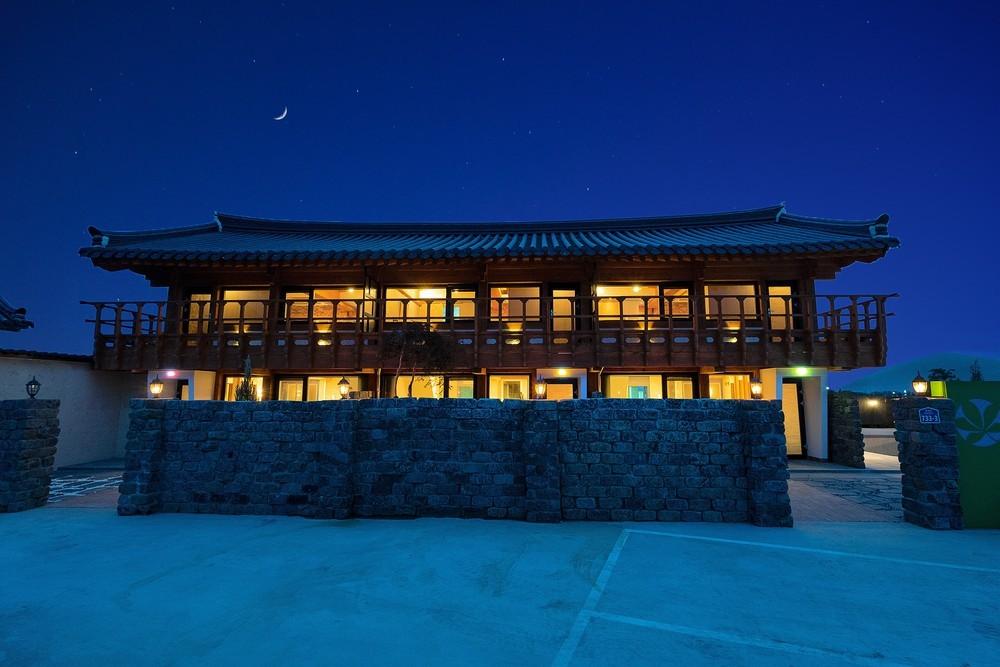 Hanok Pension Wanggyeong-5