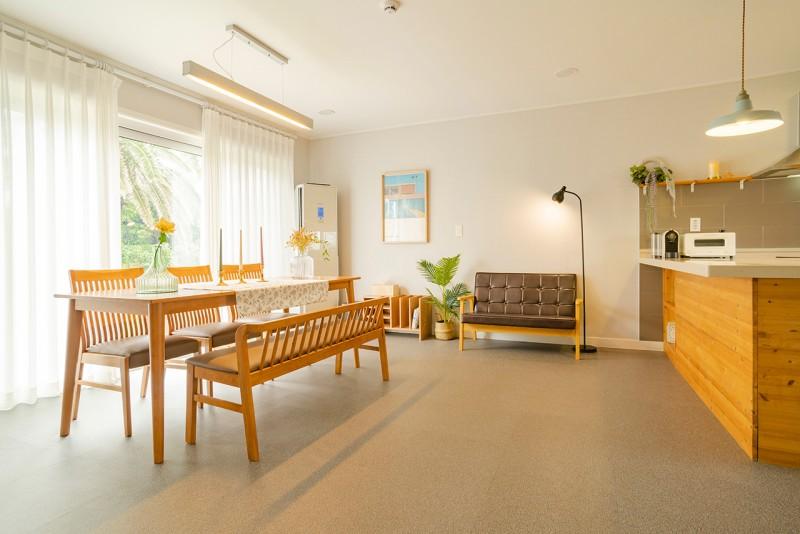 Seogwipo Lee in Jeju Stay